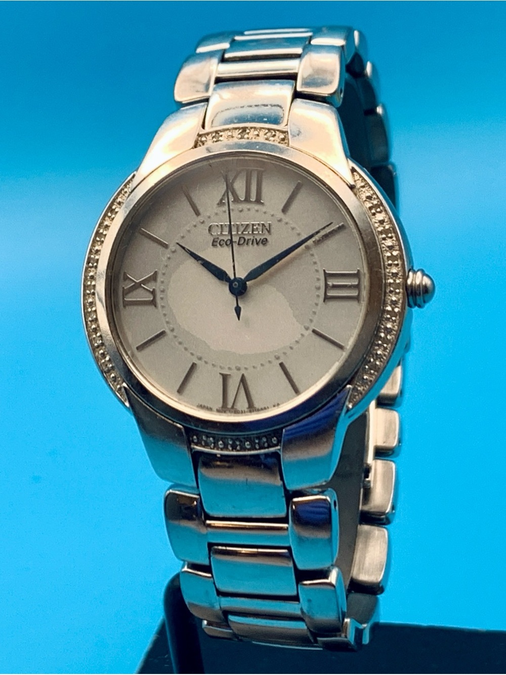 CITIZEN ECO-DRIVE E031-S080428 Womenโs Solar Watch St Steel Diamond Bezel Works